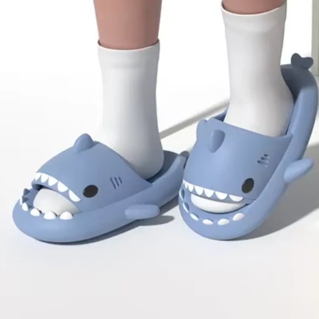 chinelo-de-tubarao-infantil